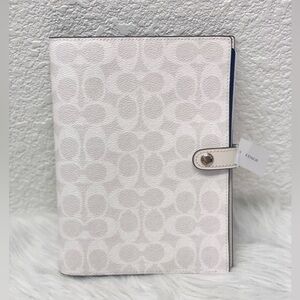 NWT Coach Notebook in Signature Canvas CZ198 In Chalk/White